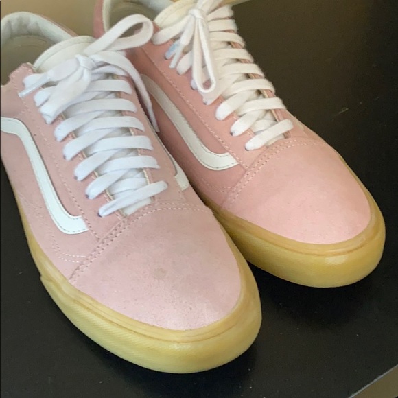 Vans - Picture 3 of 11